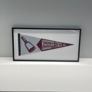 🚩Mississippi State Framed Pennant 🚩